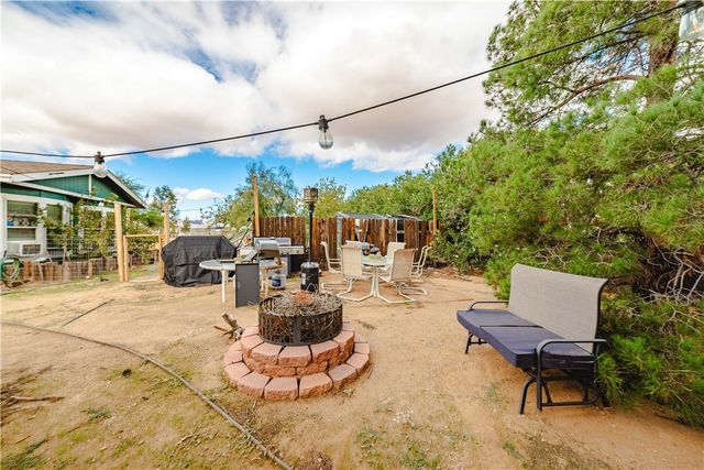 1315 S Tonto Road, Golden Valley, AZ 86413