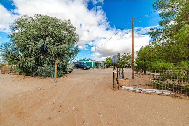 1315 S Tonto Road, Golden Valley, AZ 86413