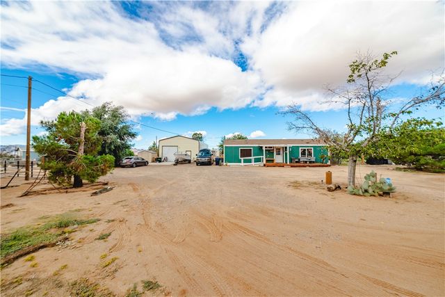 1315 S Tonto Road, Golden Valley, AZ 86413