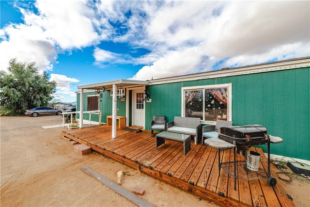 1315 S Tonto Road, Golden Valley, AZ 86413