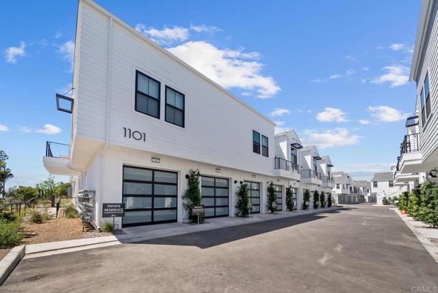 1101 Catania 104, Encinitas, CA 92024