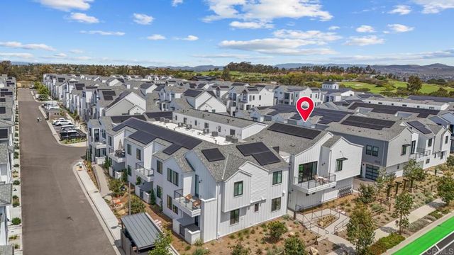 1101 Catania 104, Encinitas, CA 92024