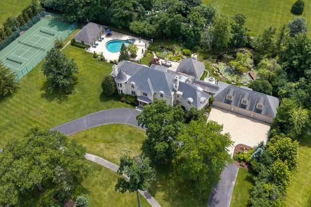 2311 Burr Oak, Northfield, IL 60093