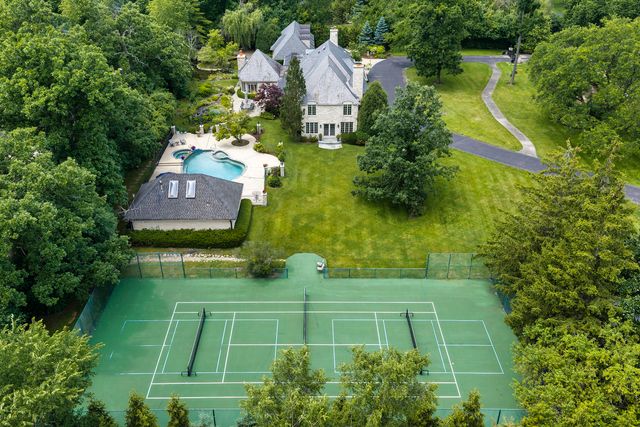 2311 Burr Oak, Northfield, IL 60093