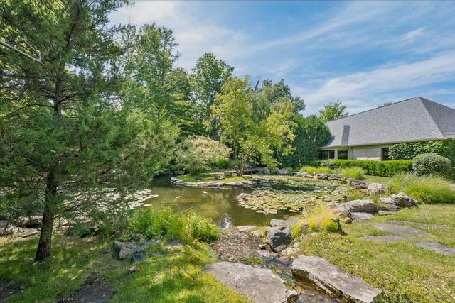 2311 Burr Oak, Northfield, IL 60093