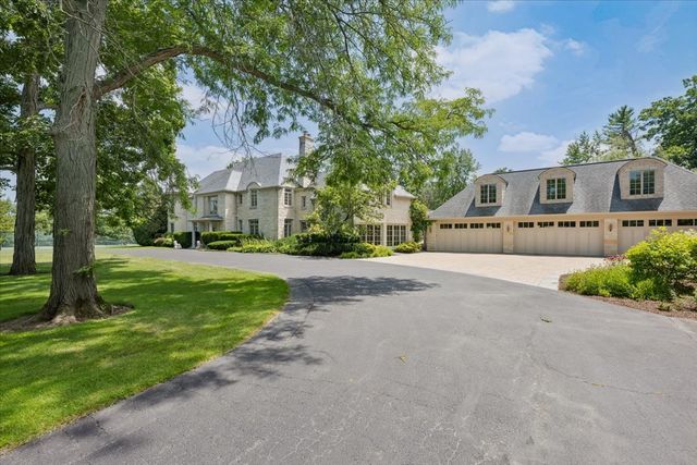 2311 Burr Oak, Northfield, IL 60093