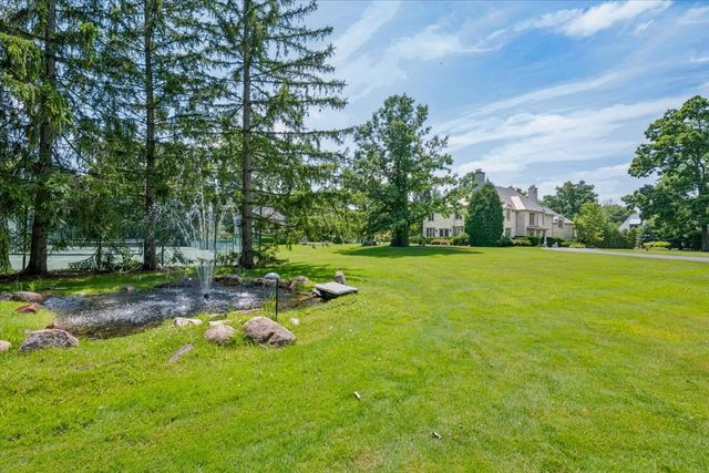 2311 Burr Oak, Northfield, IL 60093