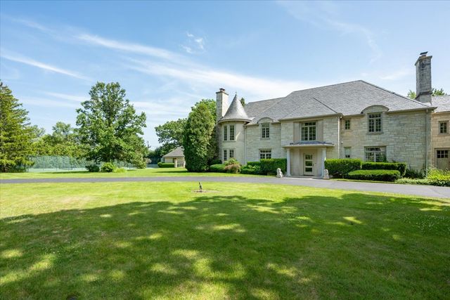 2311 Burr Oak, Northfield, IL 60093