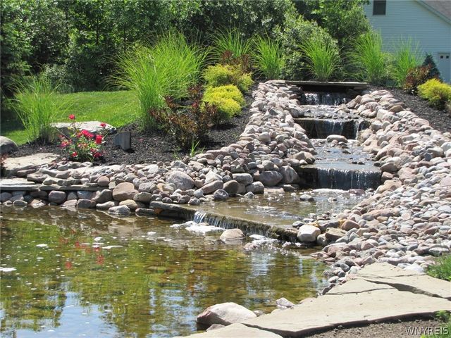 5 Autumn Creek C PLan, Amherst, NY 14221