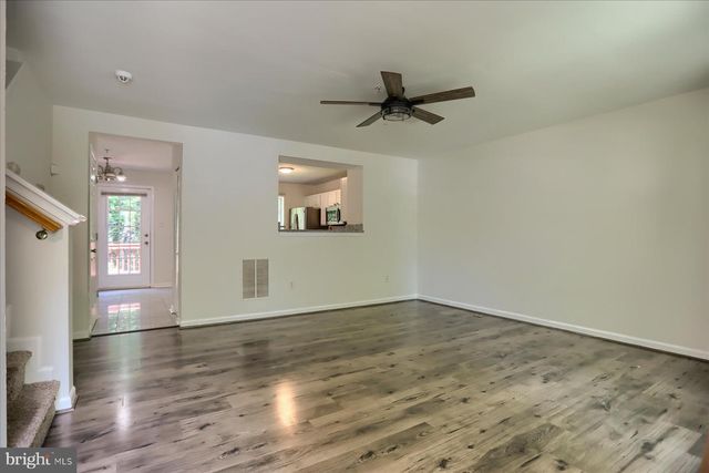 32 GWYNNSWOOD RD, Owings Mills, MD 21117