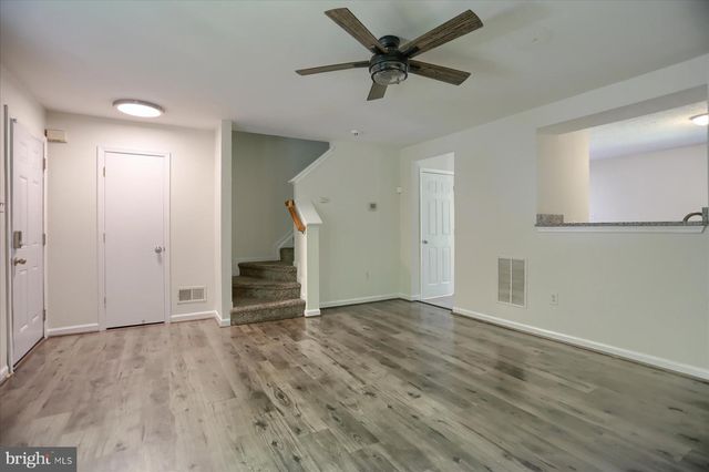 32 GWYNNSWOOD RD, Owings Mills, MD 21117