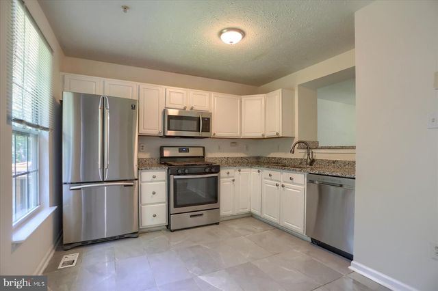 32 GWYNNSWOOD RD, Owings Mills, MD 21117
