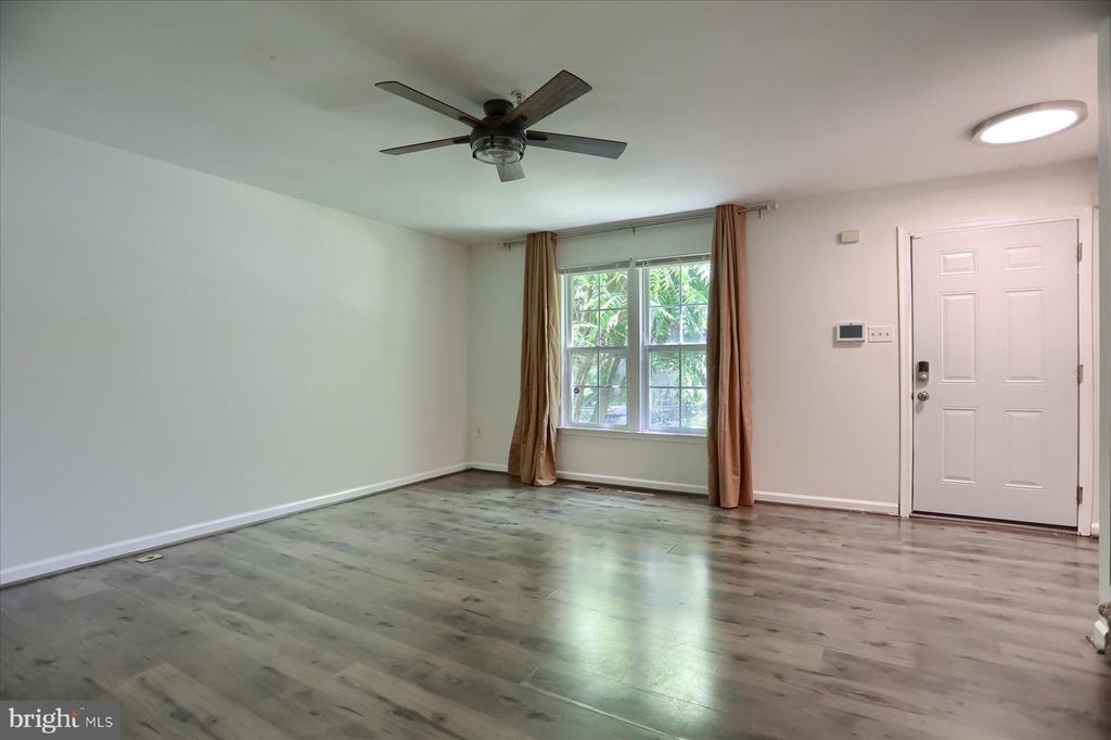 32 GWYNNSWOOD RD, Owings Mills, MD 21117