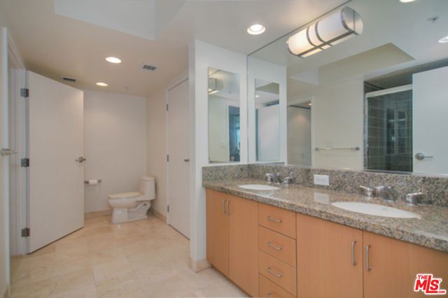 13700 Marina Pointe Drive 1027, Marina Del Rey, CA 90292