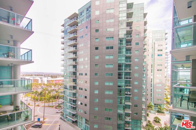 13700 Marina Pointe Drive 1027, Marina Del Rey, CA 90292