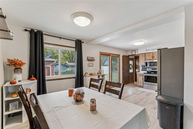 413 NW Beechwood Street, Ankeny, IA 50023