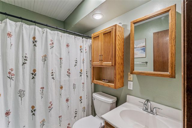 413 NW Beechwood Street, Ankeny, IA 50023