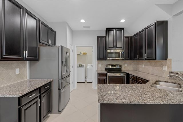5166 BAY ISLE CIRCLE, Clearwater, FL 33760