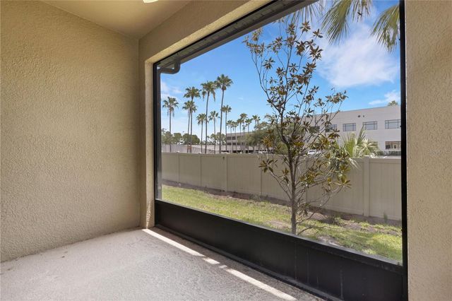 5166 BAY ISLE CIRCLE, Clearwater, FL 33760