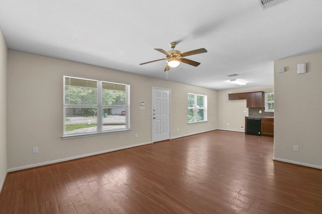 5 Hancock Street, Conroe, TX 77301