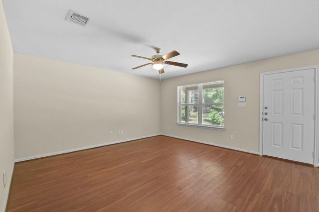 5 Hancock Street, Conroe, TX 77301