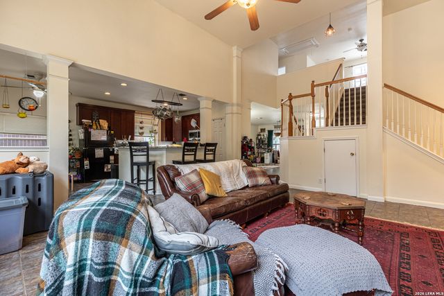 6015 ELK VLY, San Antonio, TX 78249