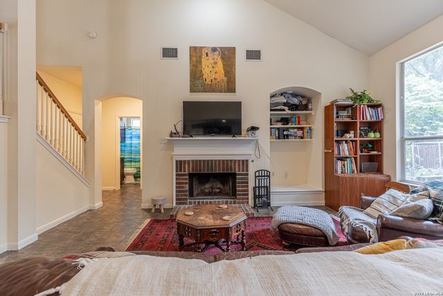 6015 ELK VLY, San Antonio, TX 78249