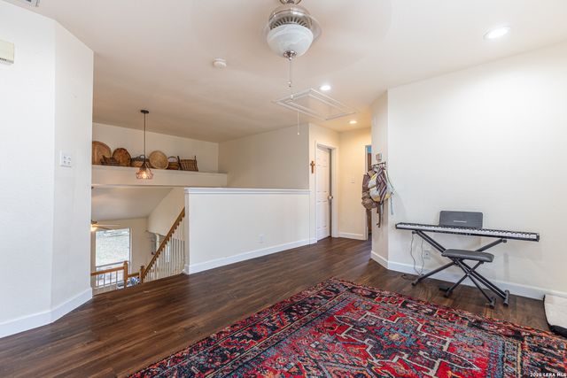 6015 ELK VLY, San Antonio, TX 78249
