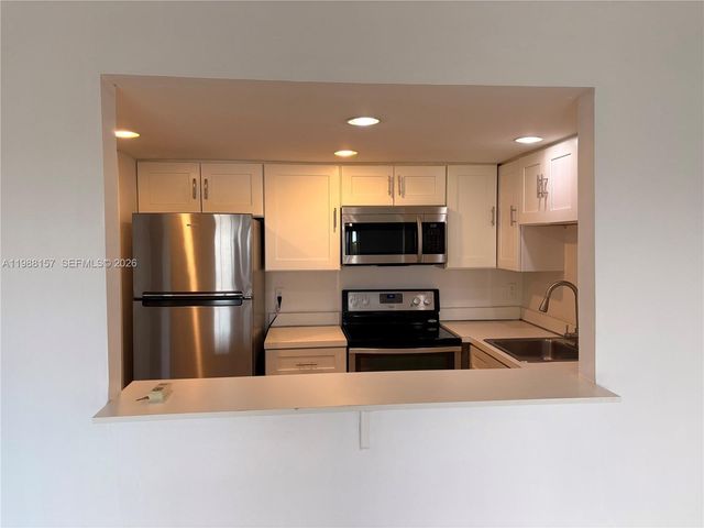 4164 Inverrary Dr 410, Lauderhill, FL 33319