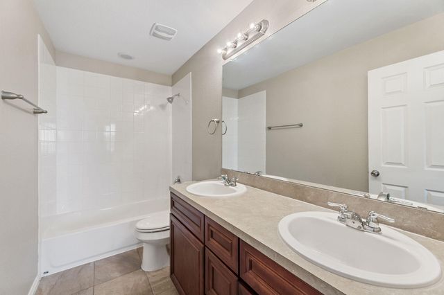 412 Carl Shipp DR A, Liberty Hill, TX 78642