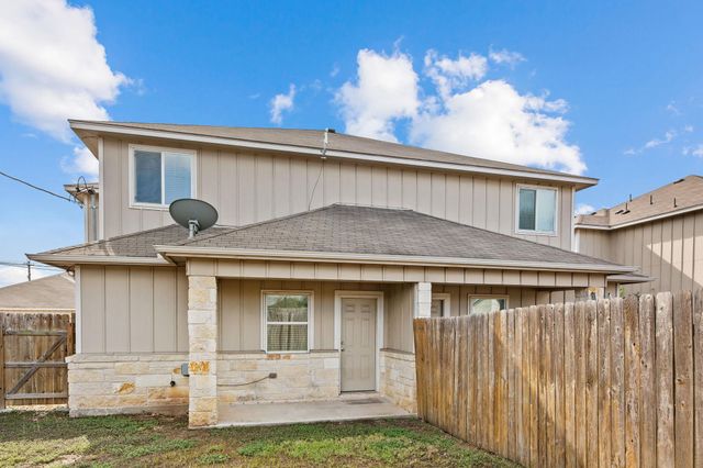 412 Carl Shipp DR A, Liberty Hill, TX 78642