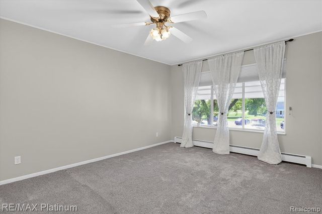 5980 Alan Drive 8, Brighton, MI 48116