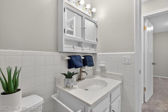 5980 Alan Drive 8, Brighton, MI 48116
