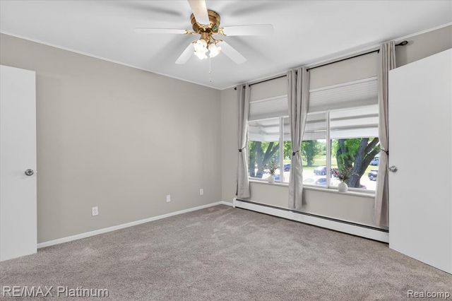 5980 Alan Drive 8, Brighton, MI 48116