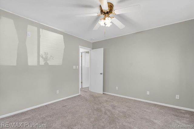 5980 Alan Drive 8, Brighton, MI 48116