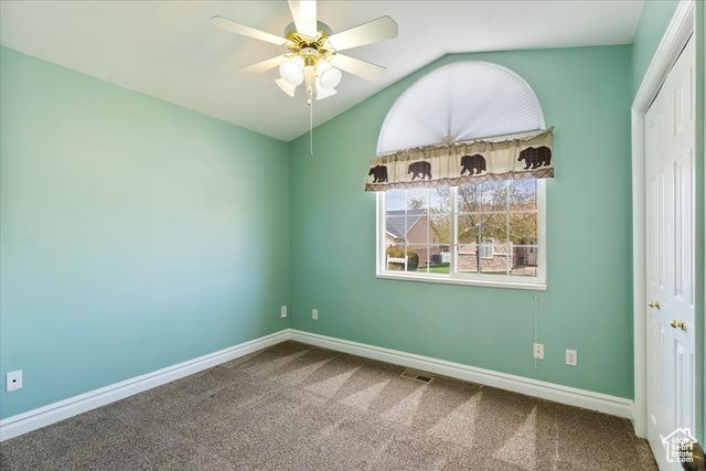 32 BELMORE DR, Kaysville, UT 84037