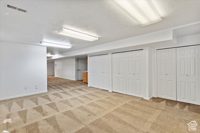 32 BELMORE DR, Kaysville, UT 84037