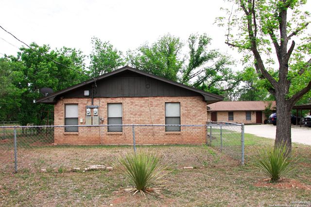17 Fm 473, Comfort, TX 78013
