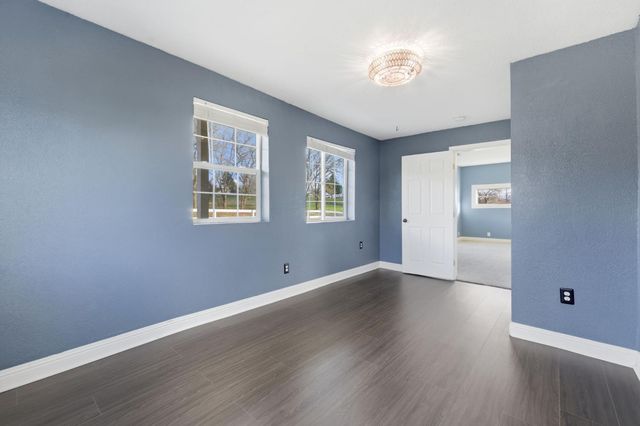 7580 Latrobe Rd, Shingle Springs, CA 95682