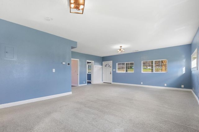 7580 Latrobe Rd, Shingle Springs, CA 95682