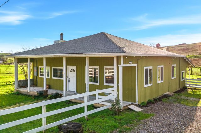 7580 Latrobe Rd, Shingle Springs, CA 95682