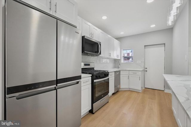 3075 EDGEMONT ST, Philadelphia, PA 19134