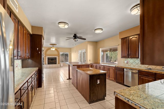 3620 W Arrowwood Place, Tucson, AZ 85741