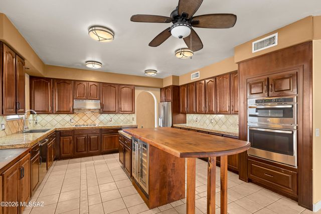 3620 W Arrowwood Place, Tucson, AZ 85741