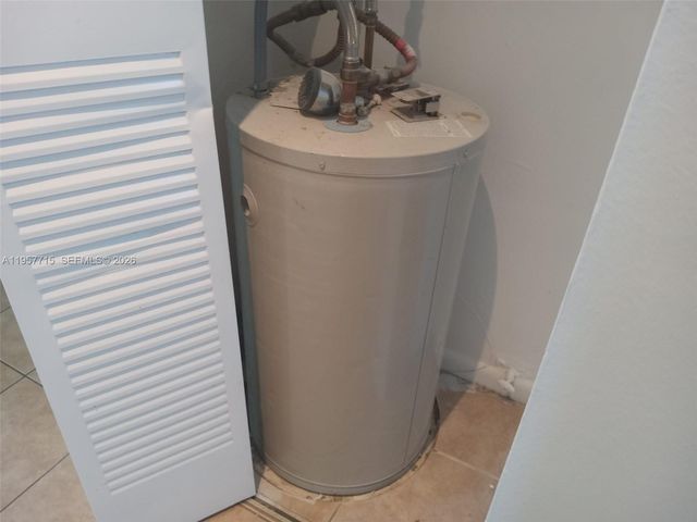 1975 NE 135th St 3C, North Miami, FL 33181