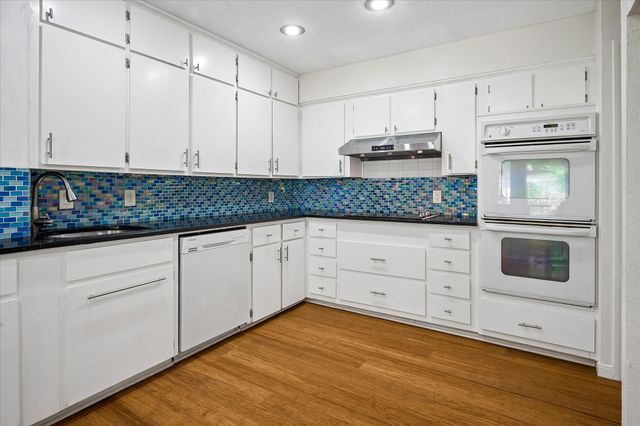 6611 Fernshaw Drive, Dallas, TX 75248