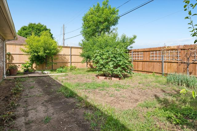 6611 Fernshaw Drive, Dallas, TX 75248