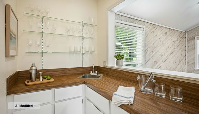 6611 Fernshaw Drive, Dallas, TX 75248