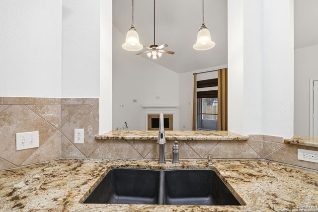 3009 Prairie, Seguin, TX 78155