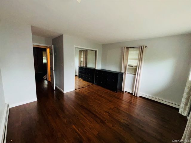3 Altamont Avenue, Sea Cliff, NY 11579